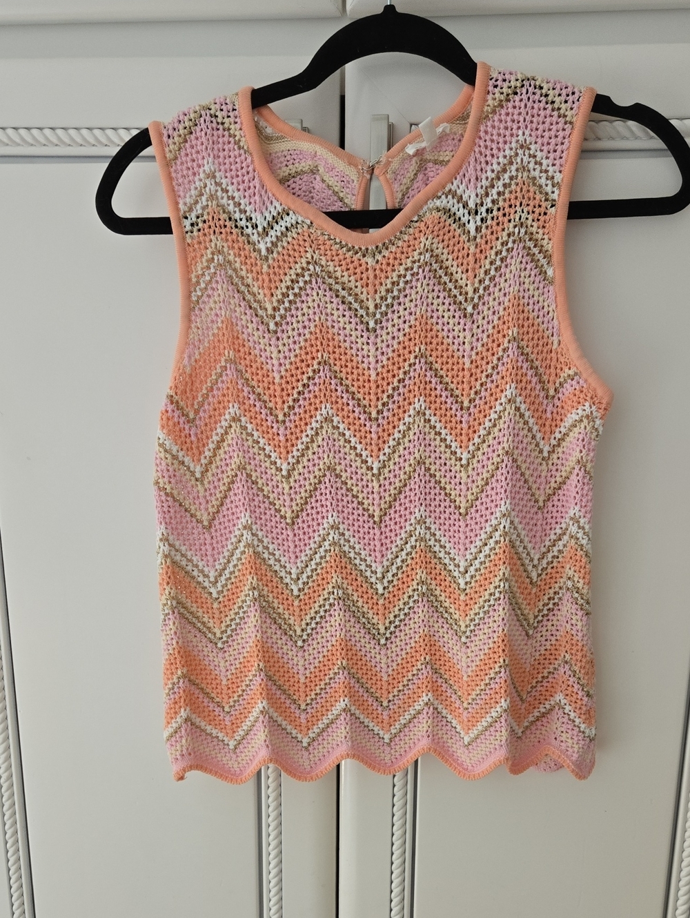 En Creme Sleeveless Chevron Knit Tank in Pink & Peach